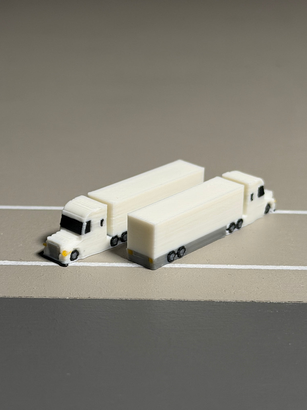 1:400 Scale American Semi Truck 6-Pack