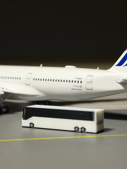 1:400 Scale Airport Charter Bus 6-Pack
