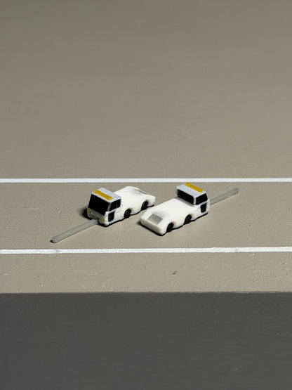 1:400 Scale Airport Pushback Tug Bundle 6-Pack