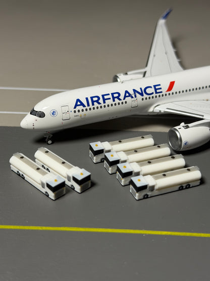 1:400 Scale Airport Medium Size Fuel Truck 6-Pack