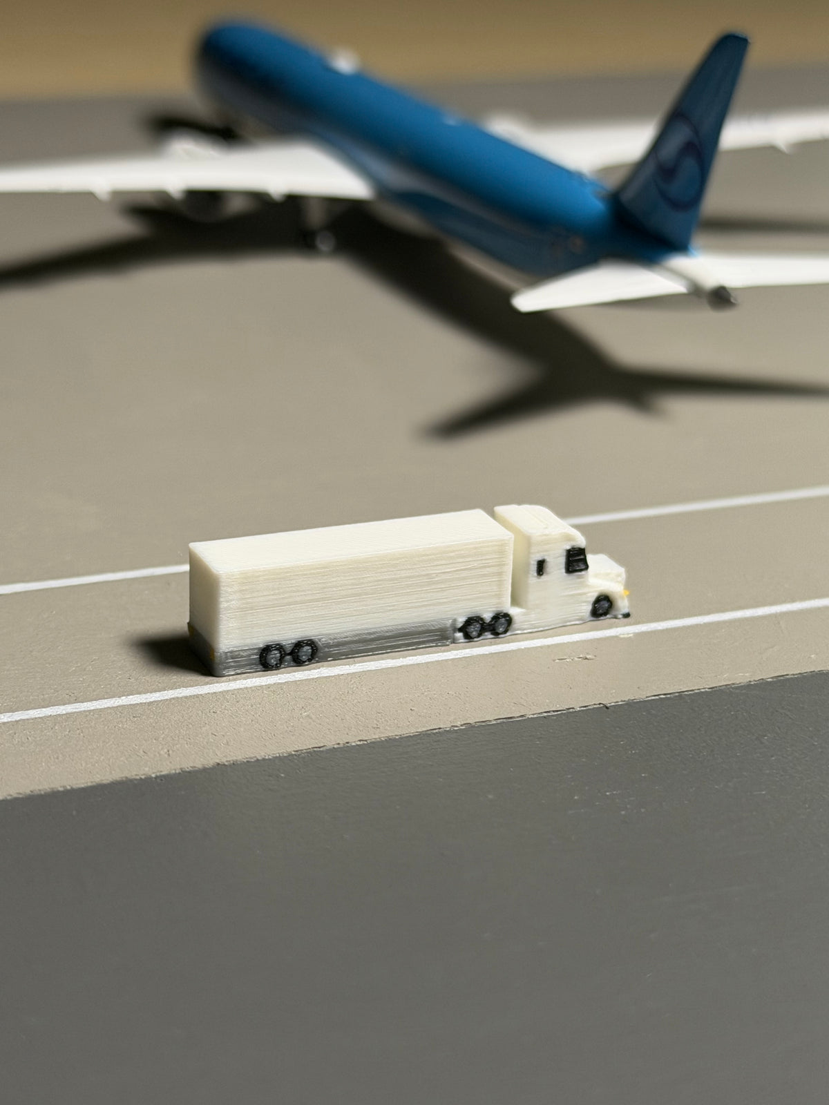 1:400 Scale American Semi Truck 6-Pack